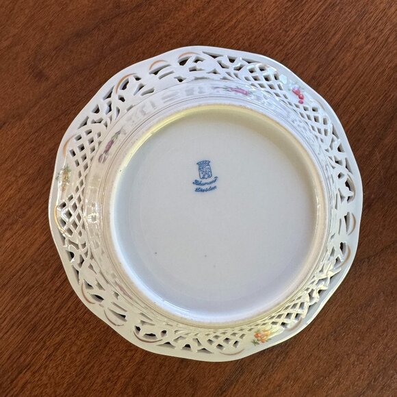 Schumann Dresden Porcelain Pierced Decorative Plate - Picture 3 of 8